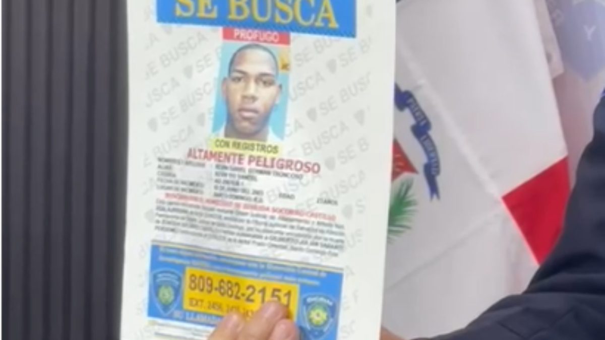 Afiche de Se busca de Kevin Daniel Germán Troncoso, sospechoso del asalto a Julián Oro Duro en Brisa Oriental VI