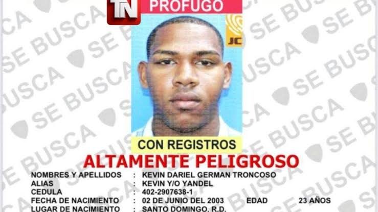 Coronel Diego Pesqueira, vocero de la Policía Nacional, ofrece declaraciones sobre el caso de Julián Oro Duro en Santo Domingo
