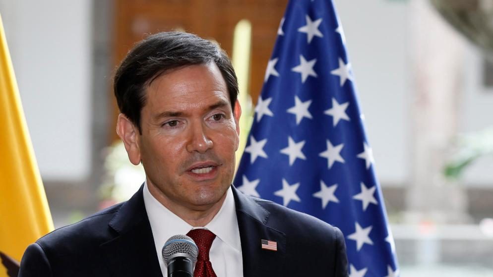 Marco Rubio hablando ante medios durante su visita oficial a Ecuador en septiembre de 2025