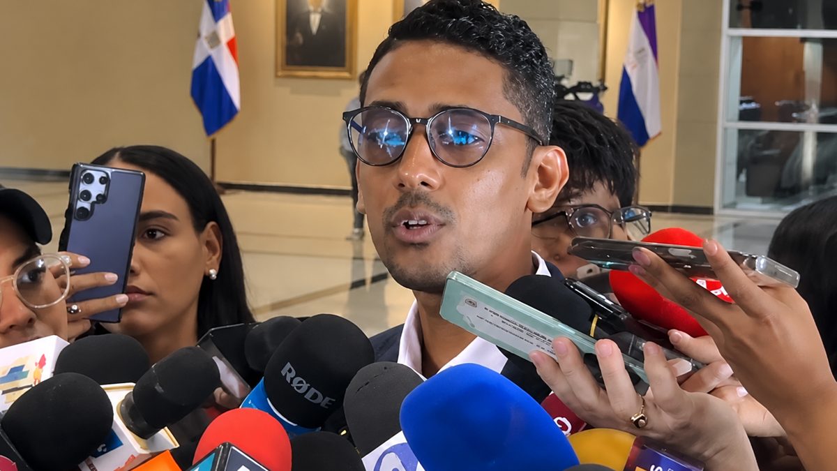 Fachada de la Procuraduría General de la República Dominicana donde fueron retenidos los familiares del exempleado de SeNaSa