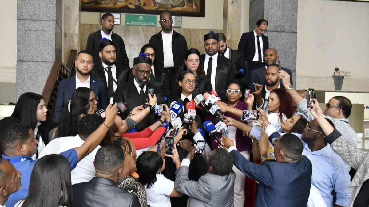 Juez Rigoberto Sena en audiencia del caso SeNaSa 2.0 en el Distrito Nacional