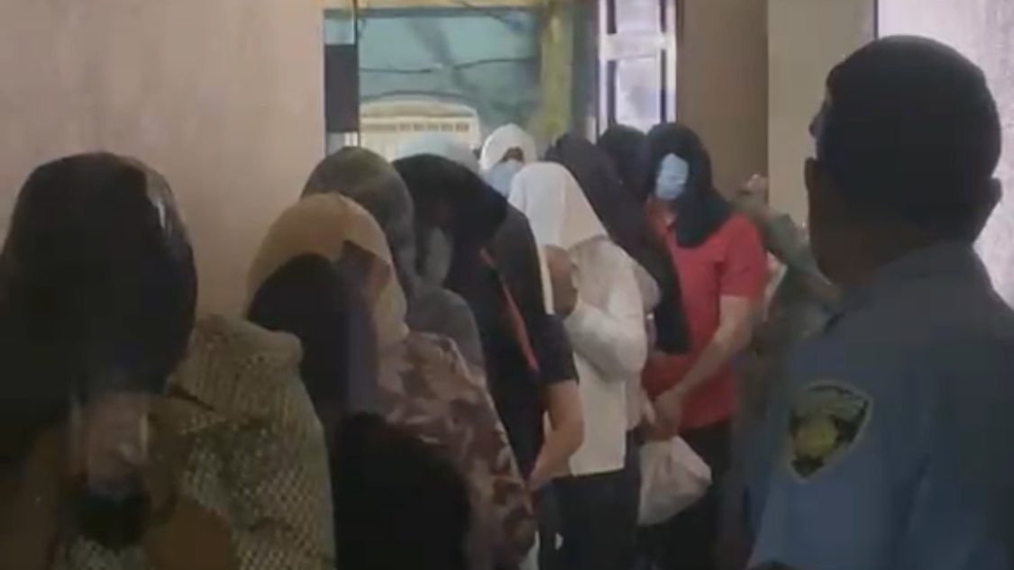 Fachada del Palacio de Justicia de Ciudad Nueva en Santo Domingo durante operativo nocturno del caso Senasa 2.0
