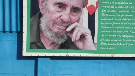 Buque tanquero de combustible saliendo de un puerto estadounidense con destino a Cuba
