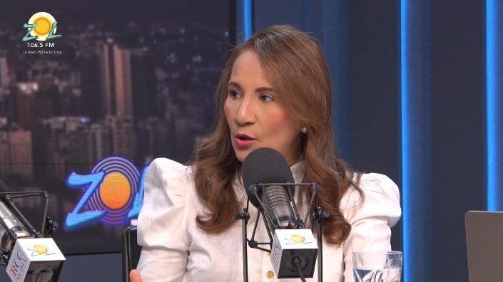 Zoraima Cuello, vicepresidenta del PLD, durante entrevista en programa de televisión dominicano