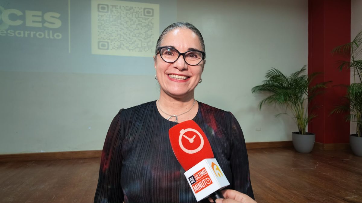 Ana María Díaz, representante residente del PNUD en República Dominicana, durante conferencia sobre educación superior