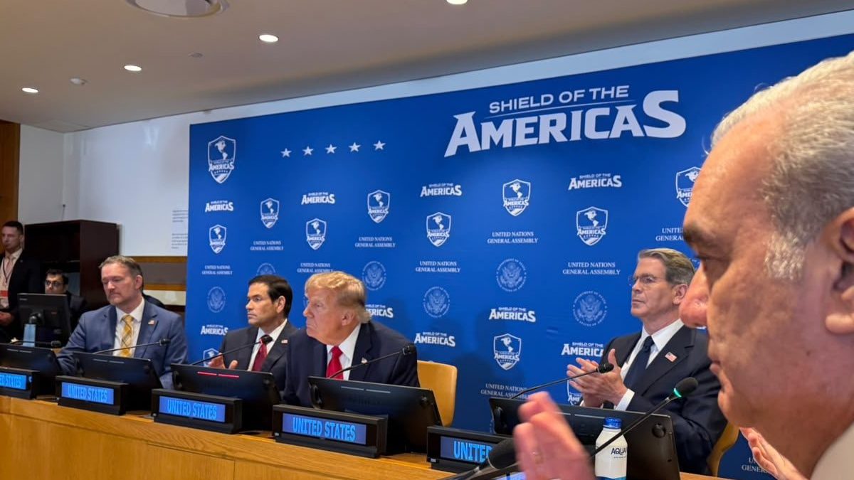 Presidente Luis Abinader junto a Donald Trump y otros mandatarios en el encuentro Escudo de las Américas en Nueva York