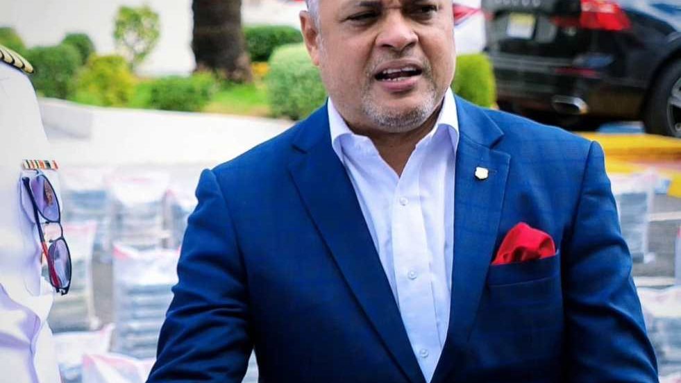 Carlos Devers, director de prensa de RNN y vocero de la DNCD, durante un evento periodístico en República Dominicana