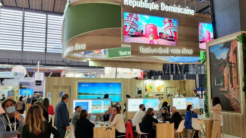 Delegación de Banreservas en la feria turística IFTM Top Resa 2026 en París, Francia