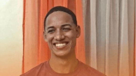 Familiares buscan a joven con autismo desaparecido en el sector Nueva Isabella, Santo Domingo Norte