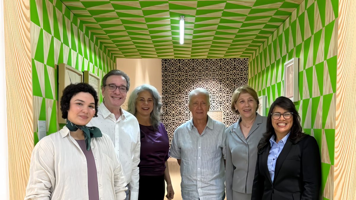 Conversatorio sobre el legado de Quisqueya Henríquez en el Museo de Arte Moderno de Santo Domingo