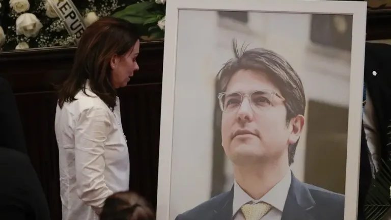 Sede de la Jurisdicción Especial para la Paz en Bogotá, Colombia, tras revocar libertad condicional a exguerrillero de las FARC