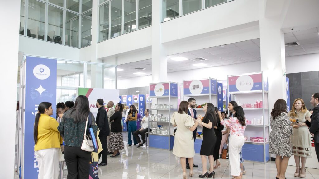 Empresarias dominicanas en el Encuentro Nacional de Mujeres en Exportación organizado por ProDominicana