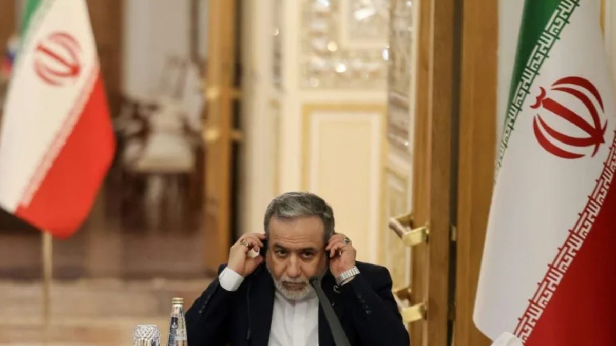 Canciller iraní Abás Araqchi durante un acto televisado desde Teherán en octubre de 2026