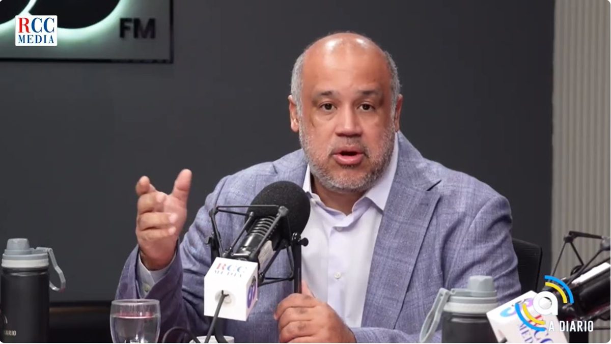 Abogado Miguel Valerio hablando en programa A Diario sobre la reforma al CNM y la evaluación de jueces en República Dominicana