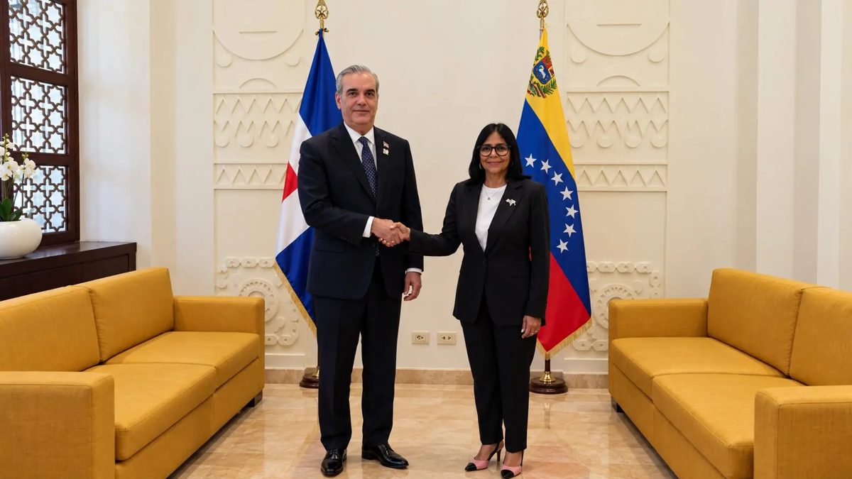 Luis Abinader y Delcy Rodríguez en encuentro bilateral durante el Foro Mundial de la Alimentación en Roma, Italia