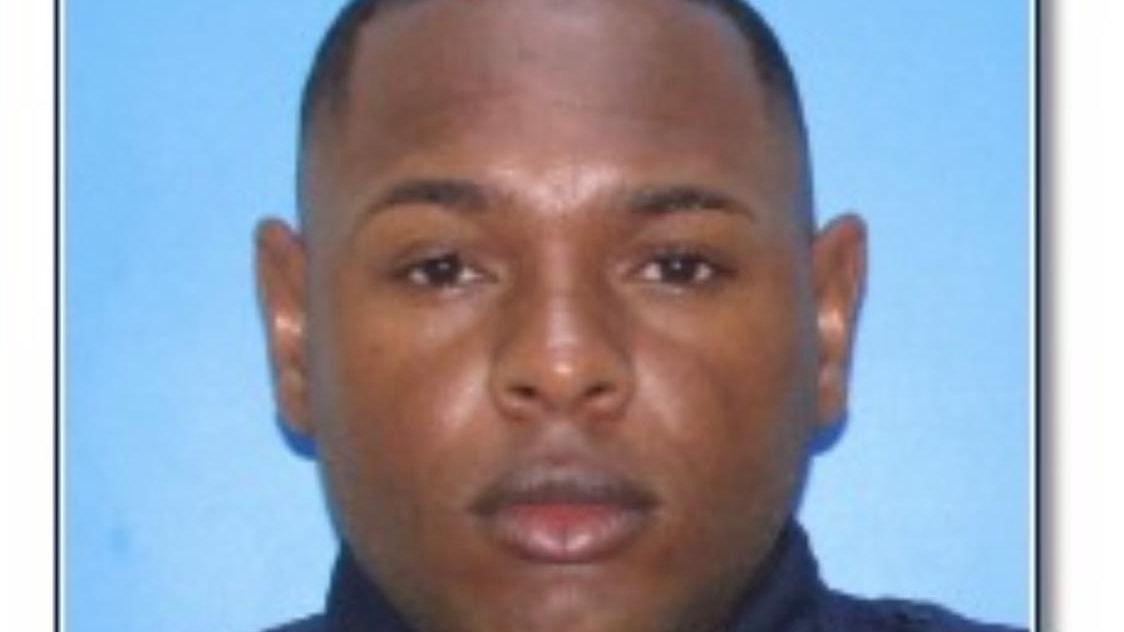 Sargento de la Policía Nacional Pedro Luis Guerrero, víctima de un asalto en Santo Domingo Norte