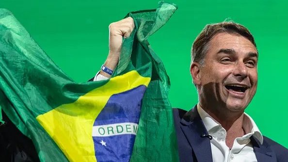 Flávio Bolsonaro y Lula durante la segunda vuelta presidencial de Brasil 2026