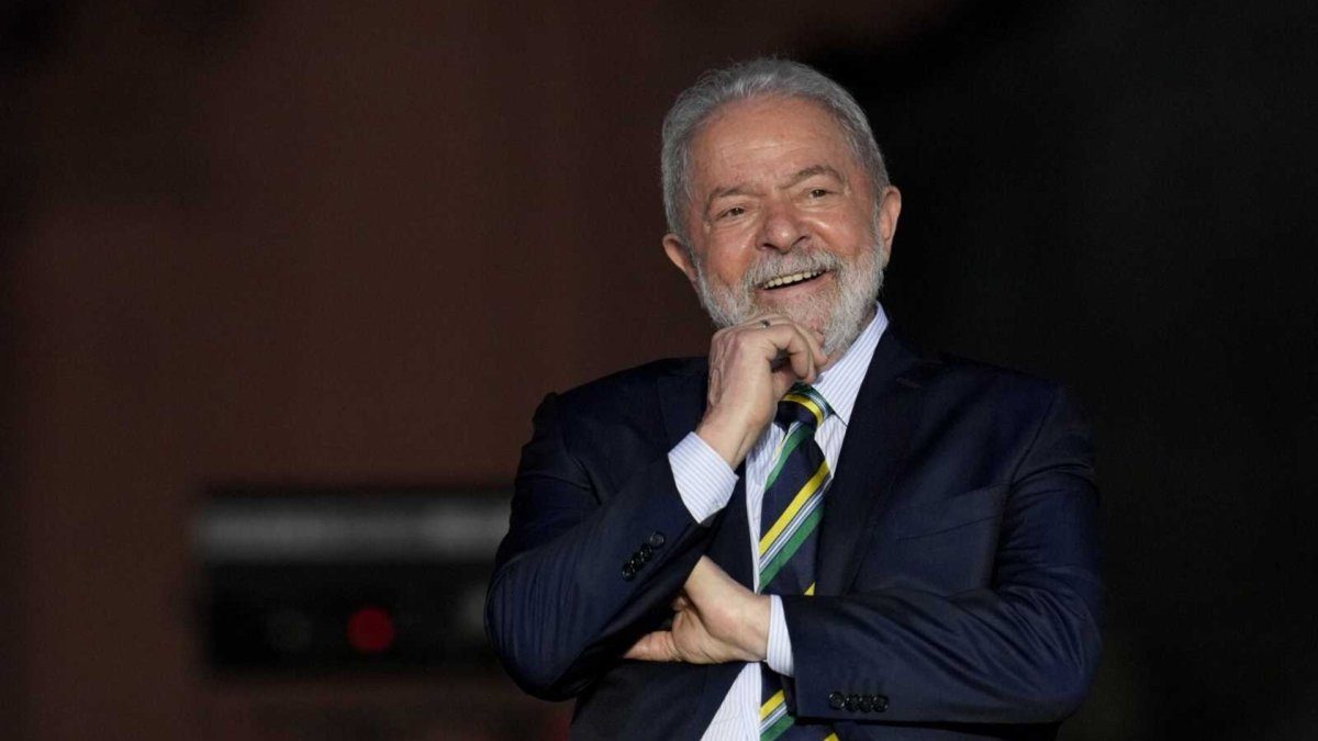 Luiz Inácio Lula da Silva en acto electoral durante la segunda vuelta de las elecciones presidenciales en Brasil