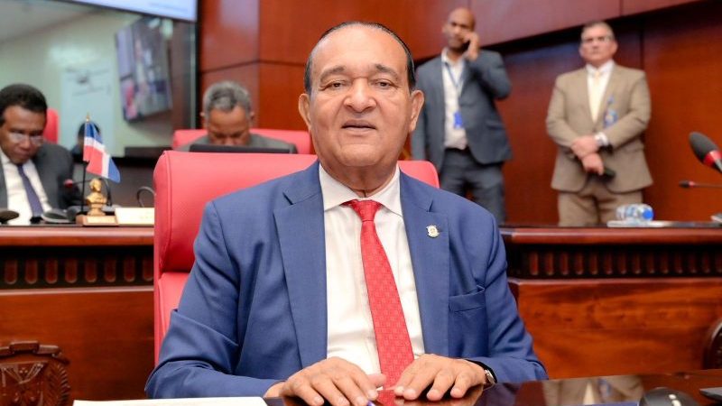 Senador Antonio Marte en el Senado de la República Dominicana