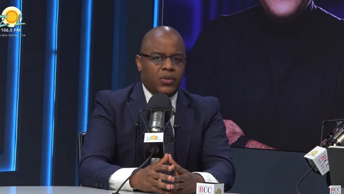 Englenin Morrison habla en programa de televisión sobre senadores del PRM y Omar Fernández