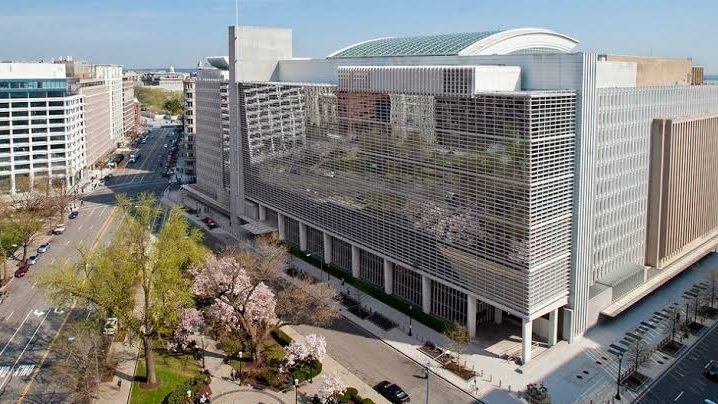 Funcionarios del Banco Mundial y del Ministerio de Hacienda de República Dominicana en reunión sobre cartera de proyectos 2026