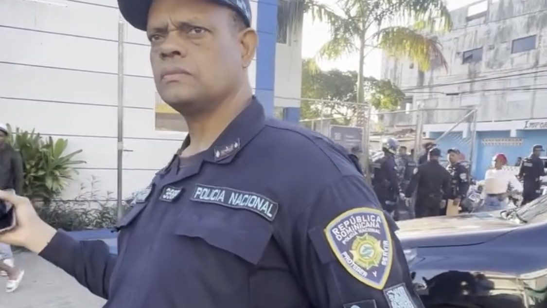 Destacamento Felicidad de la Policía Nacional en el sector Los Mina, Santo Domingo